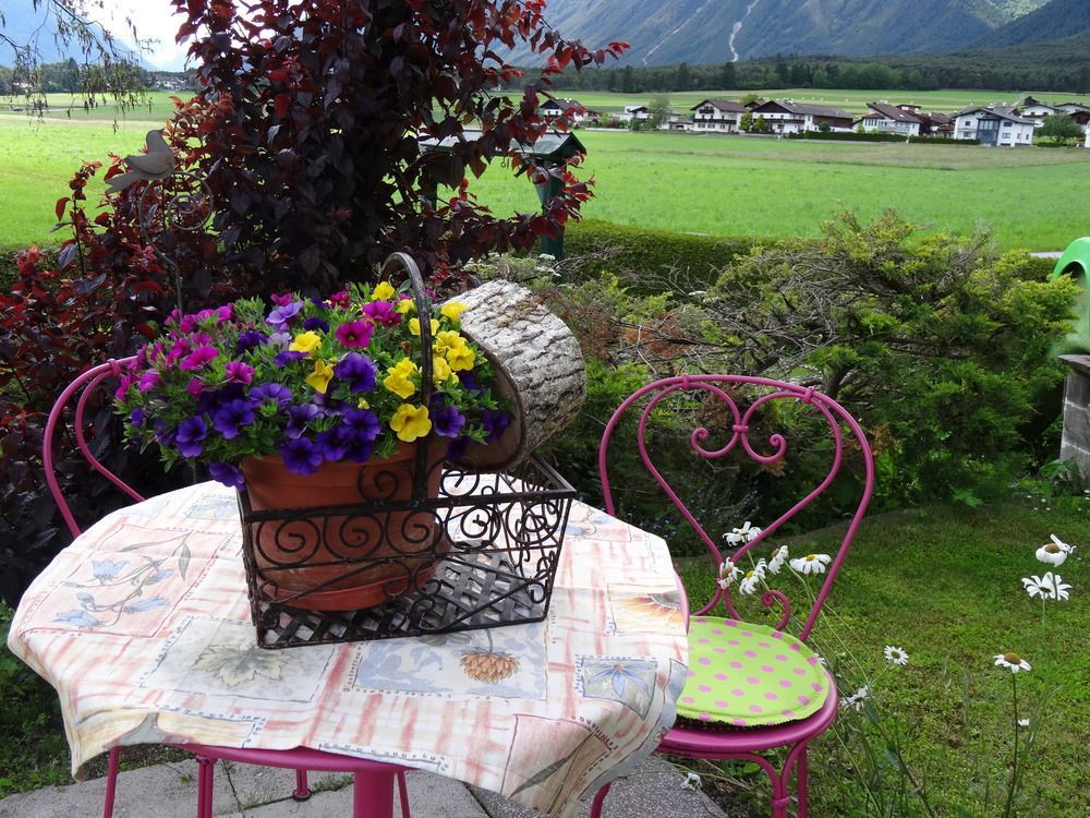 Hotel Adlerhof Am Sonnenplateau Mieming Esterno foto